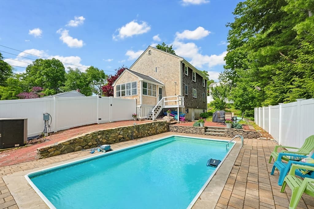 15 Calvin Road, North Attleboro MA 02760 photo 6