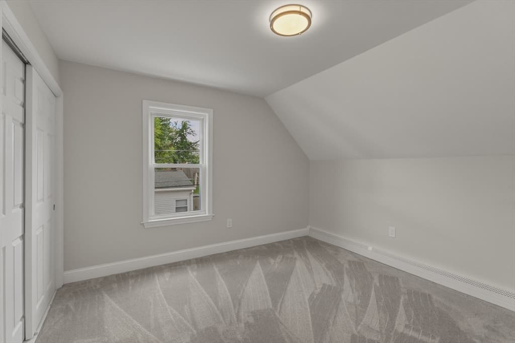 12 L St, Lowell MA 01850 photo 12