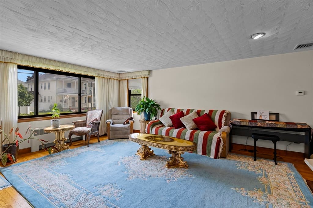 96 Loring Ave, Winchester MA 01890 photo 7