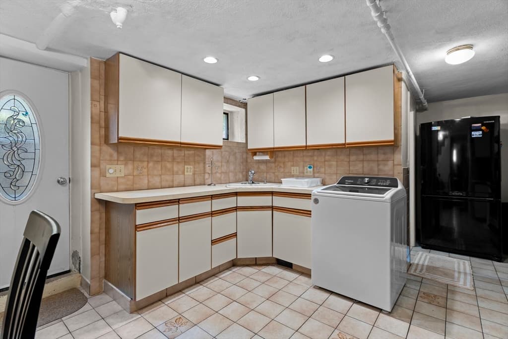 96 Loring Ave, Winchester MA 01890 photo 15