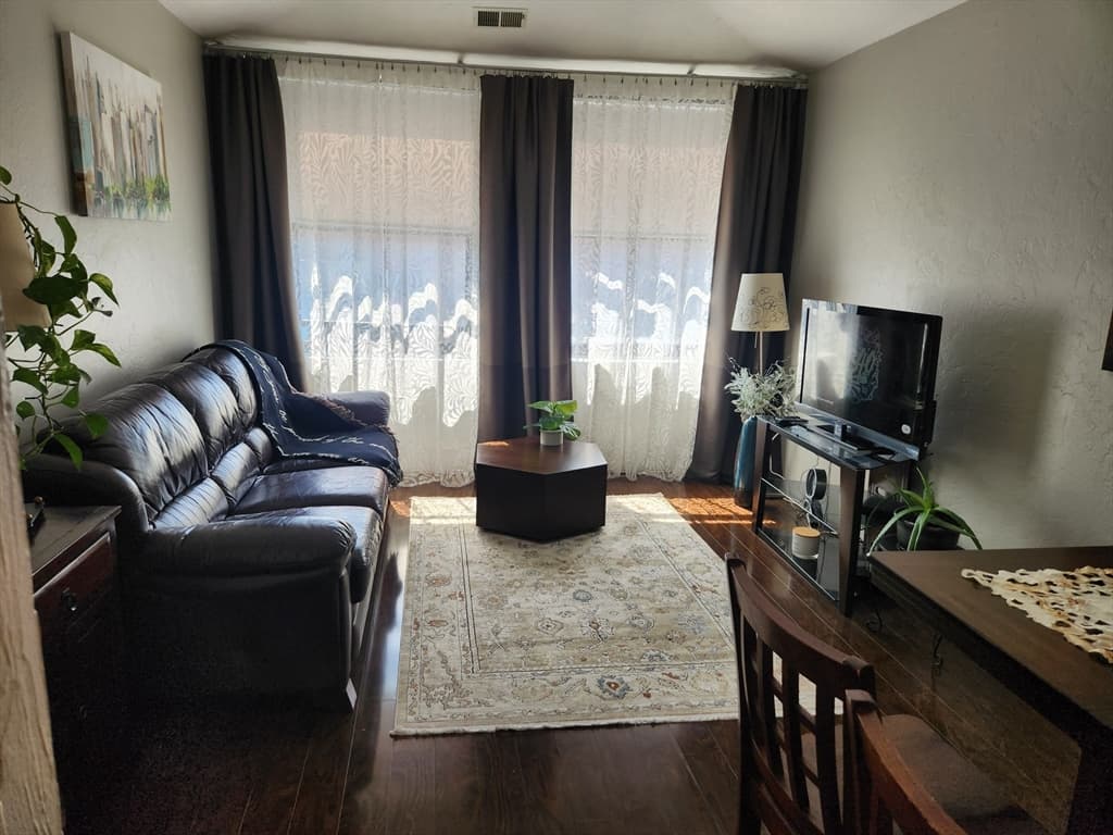 17 Federal # 506F, Worcester MA 01608 photo 2