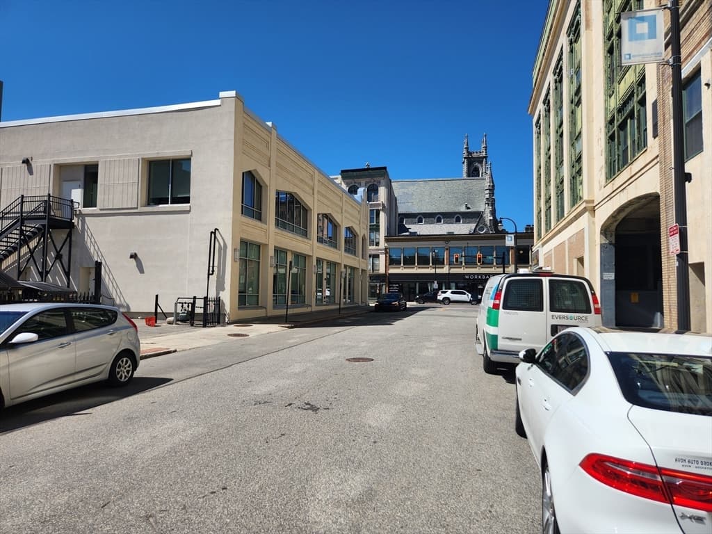 17 Federal # 506F, Worcester MA 01608 photo 16