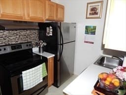 17 Federal # 506F, Worcester MA 01608 photo 5