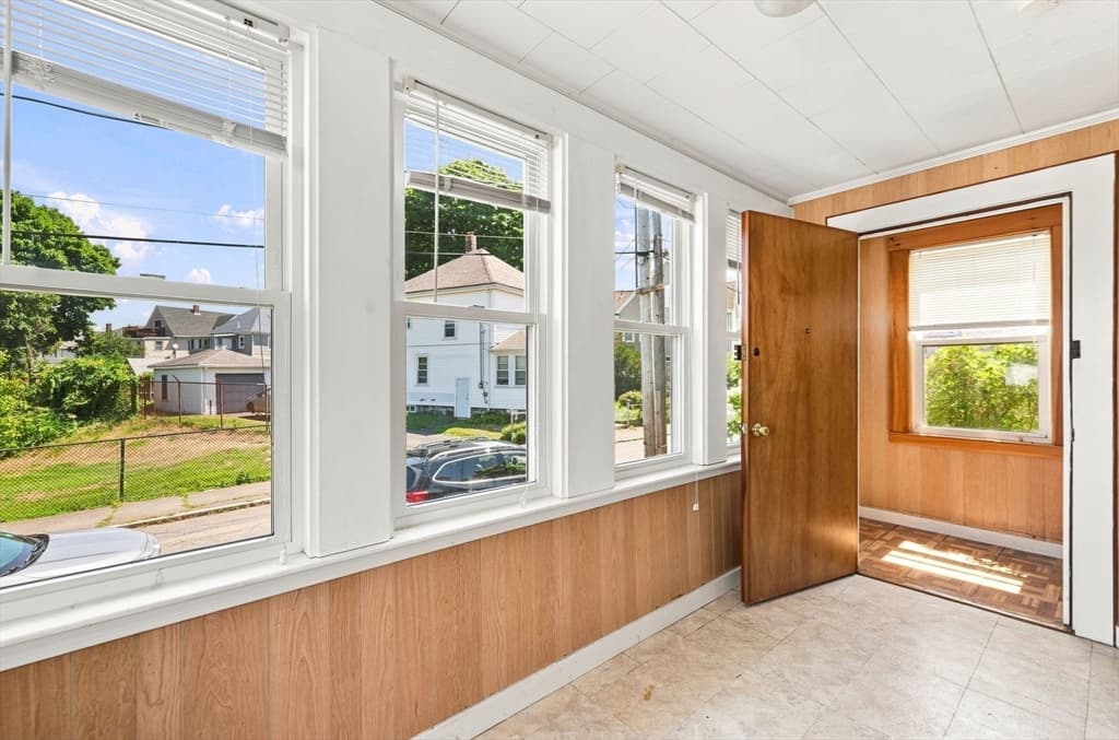 31 Birch St, Quincy MA 02171 photo 3