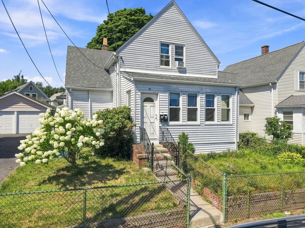31 Birch St, Quincy MA 02171