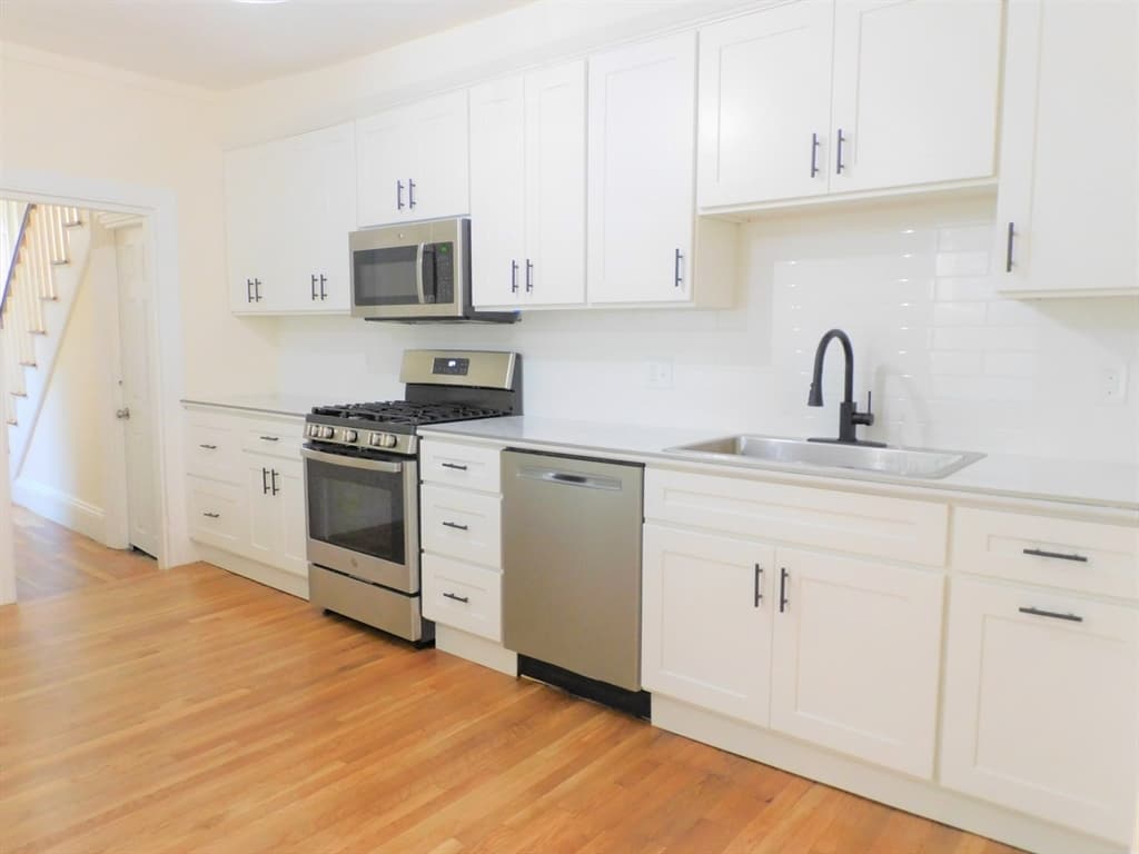 30 Jenkins St, Boston MA 02127