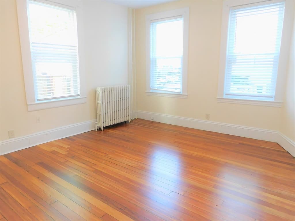 30 Jenkins St, Boston MA 02127 photo 9