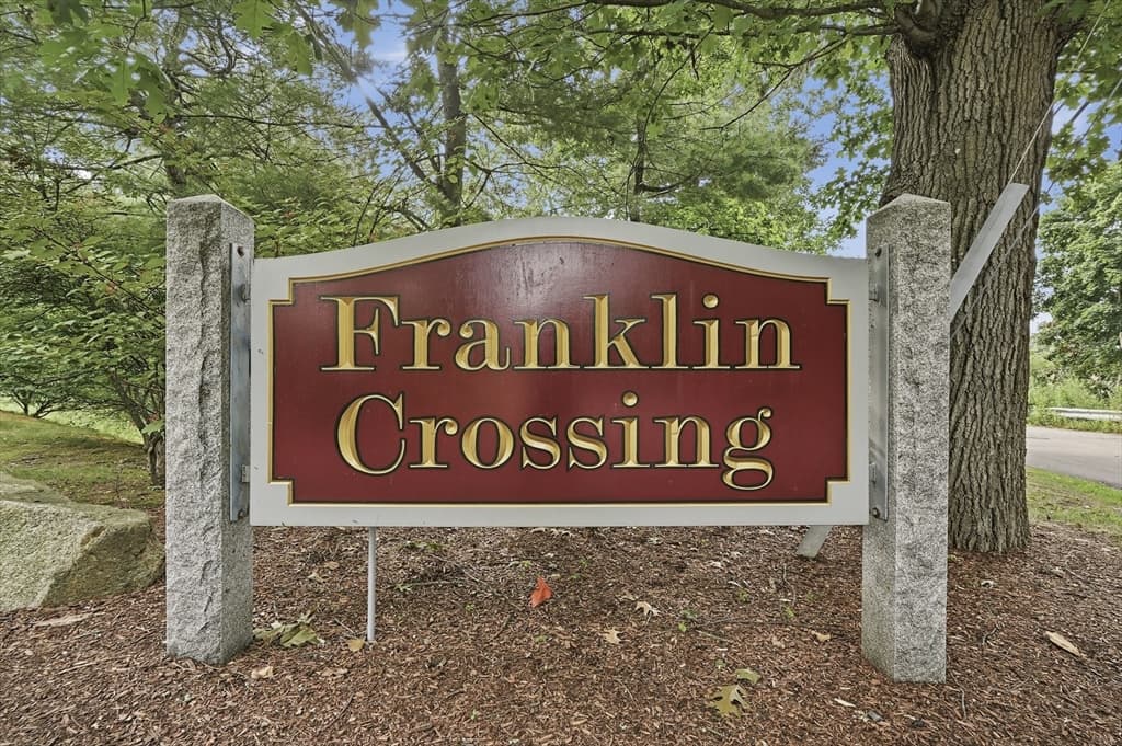 405 Franklin Crossing Road # 405, Franklin MA 02038