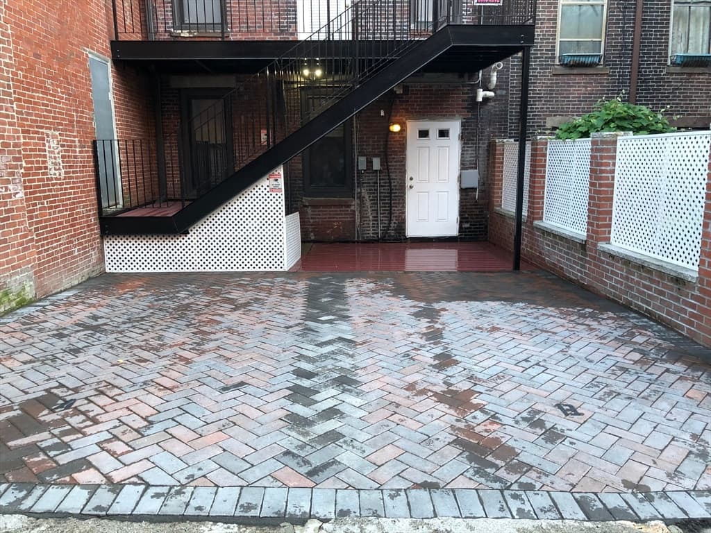 58 E Springfield, Boston MA 02118