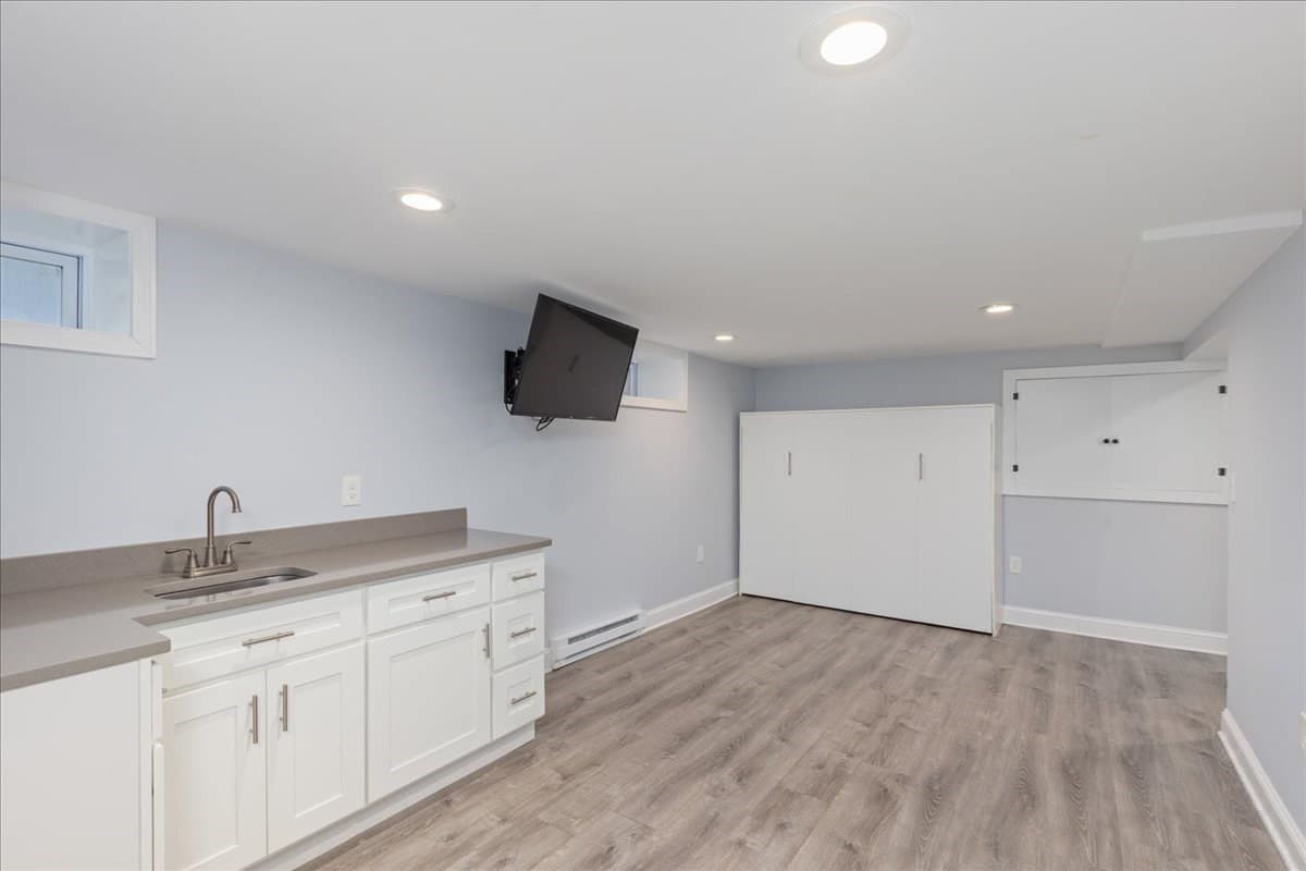 Single Family Residence at 14 Stratford Rd, Melrose MA 02176, Melrose, photo 31 of 36