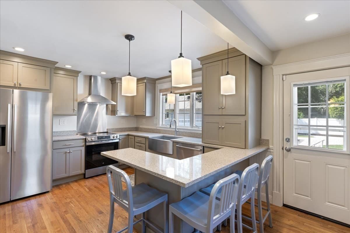 Single Family Residence at 14 Stratford Rd, Melrose MA 02176, Melrose, photo 8 of 36