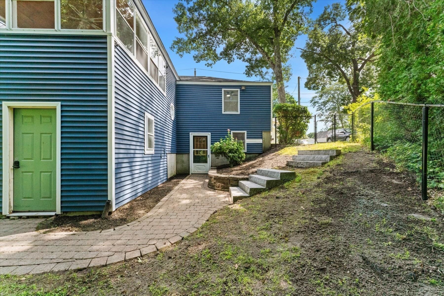 Single Family Residence at 21 Fyrbeck Ave, Shrewsbury MA 01545, photo 38 of 40