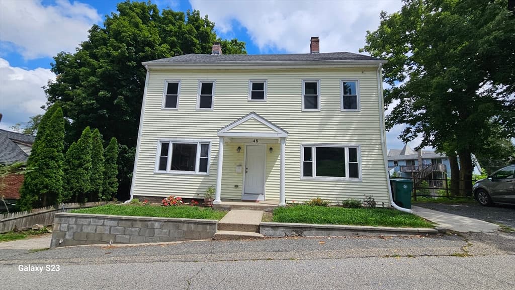 48 Watson St, Woonsocket RI 02895