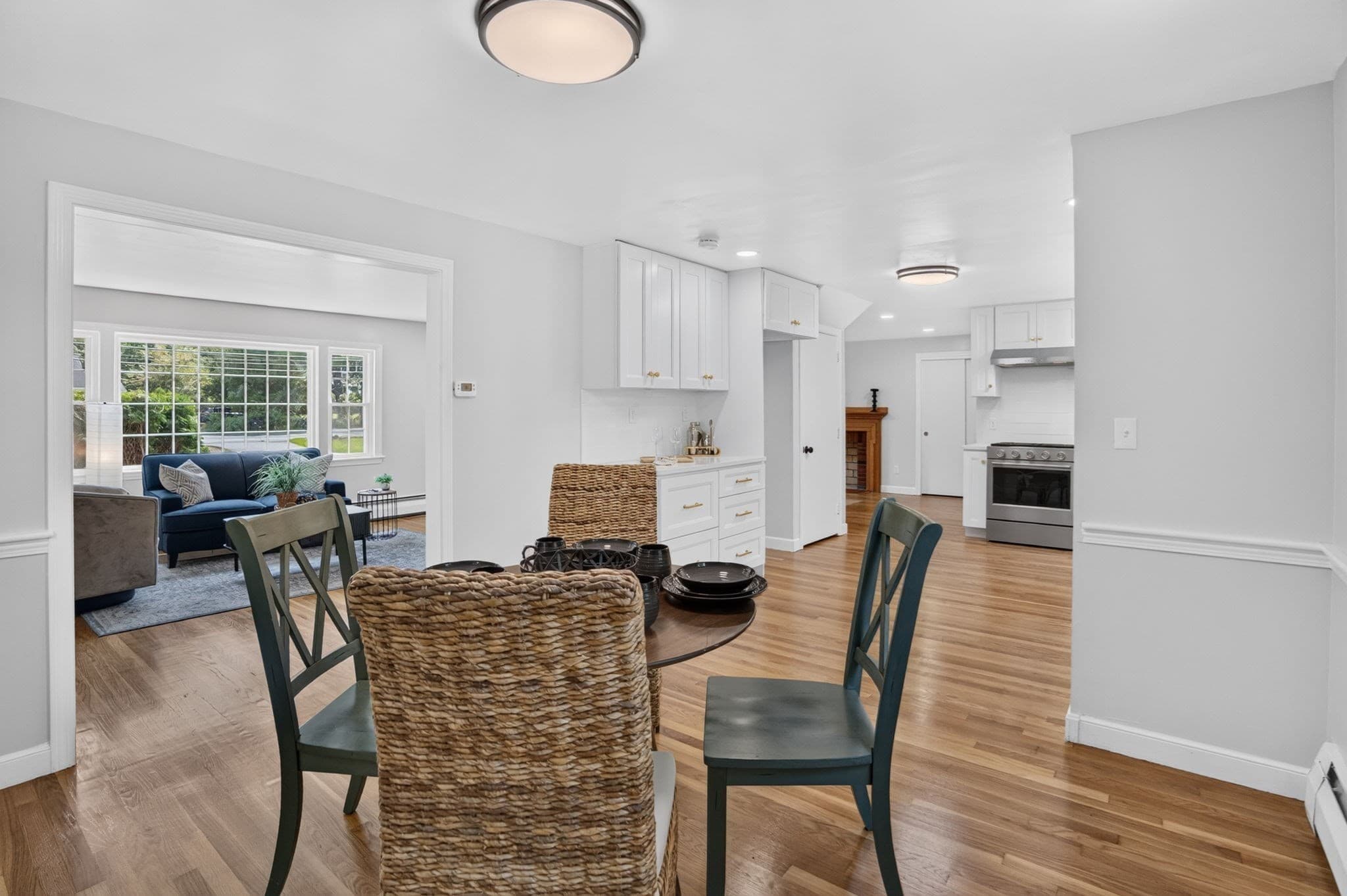 Single Family Residence at 299 Concord Rd, Bedford MA 01730, photo 7 of 38