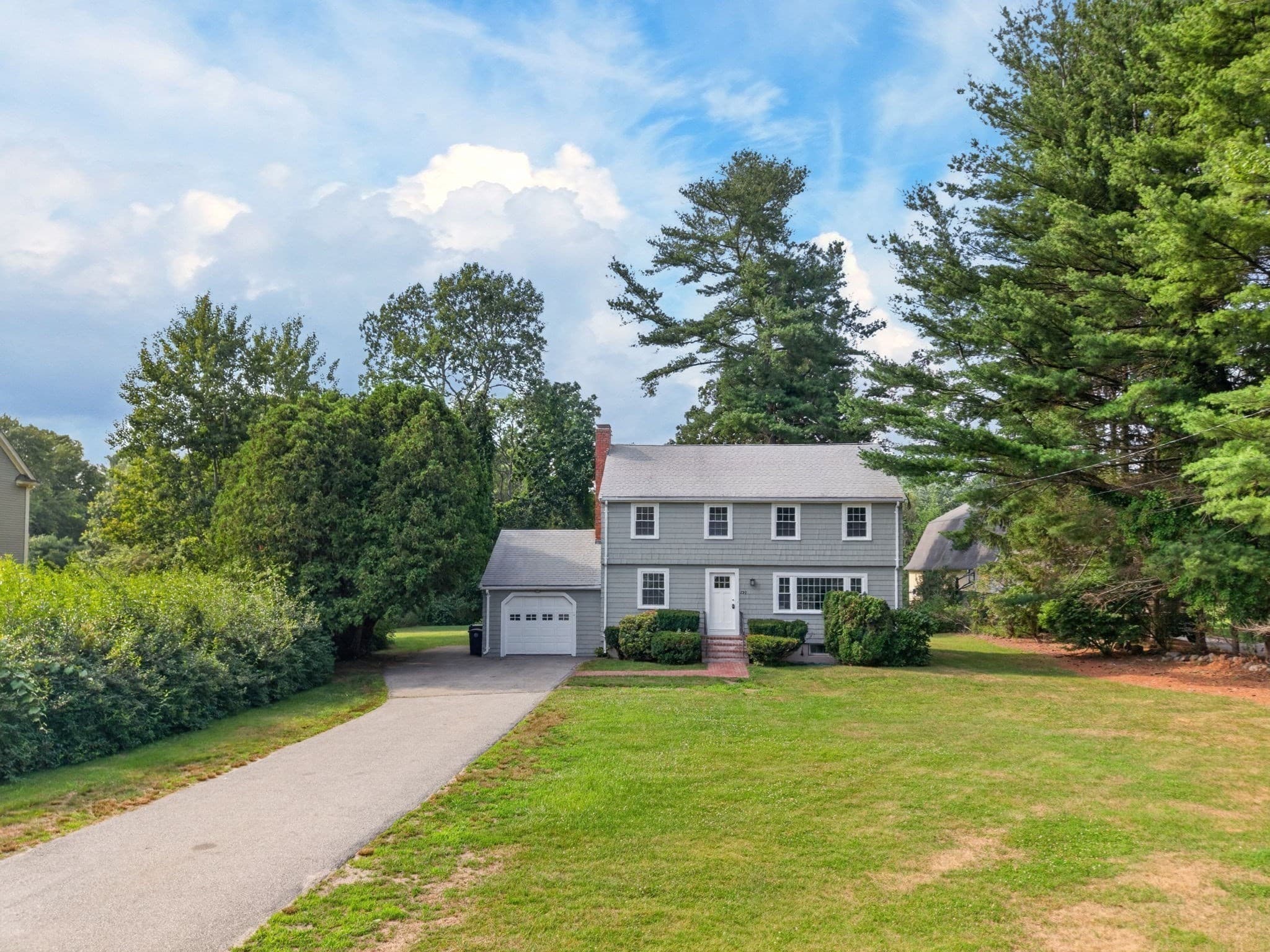 299 Concord Rd, Bedford MA 01730