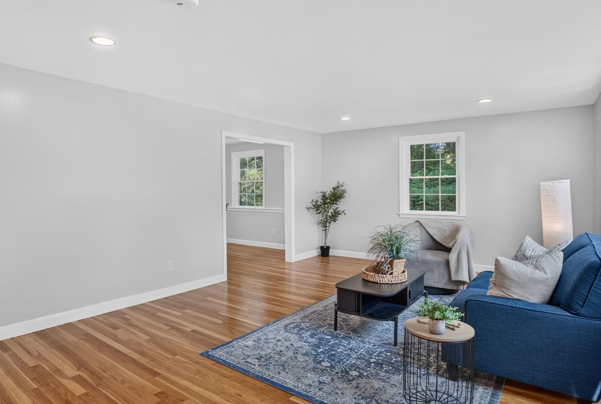 Single Family Residence at 299 Concord Rd, Bedford MA 01730, photo 5 of 38