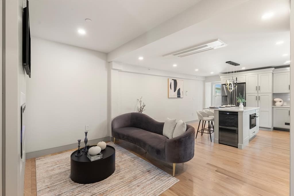 22 Hunting Street # 3P, Cambridge MA 02141 photo 9