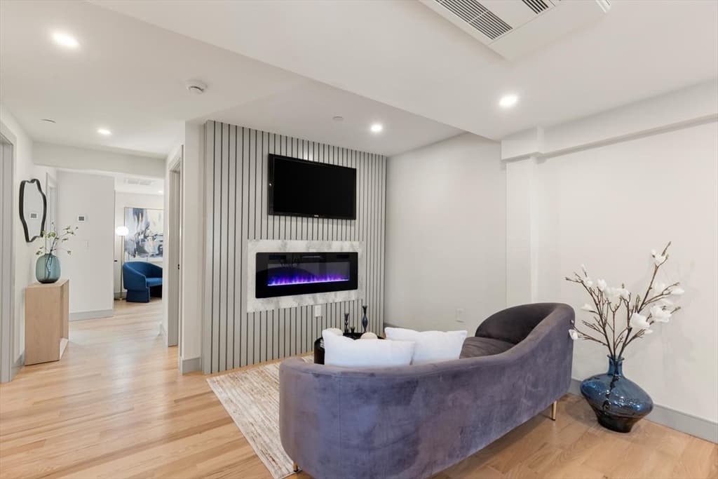 22 Hunting Street # 3P, Cambridge MA 02141 photo 10
