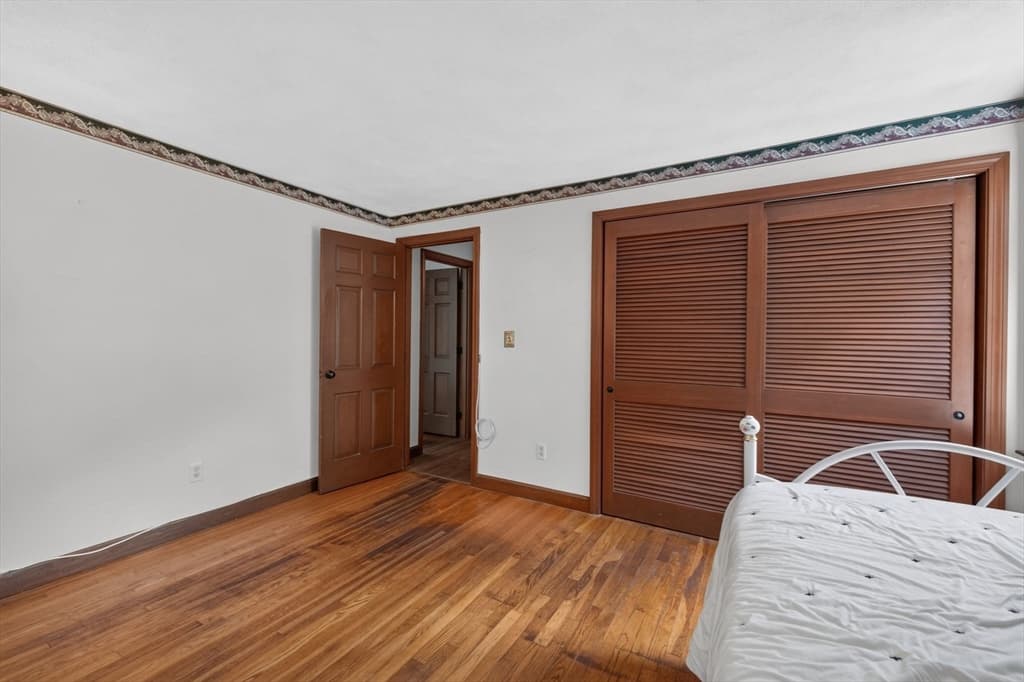 24 Railroad Ave, Taunton MA 02780 photo 27