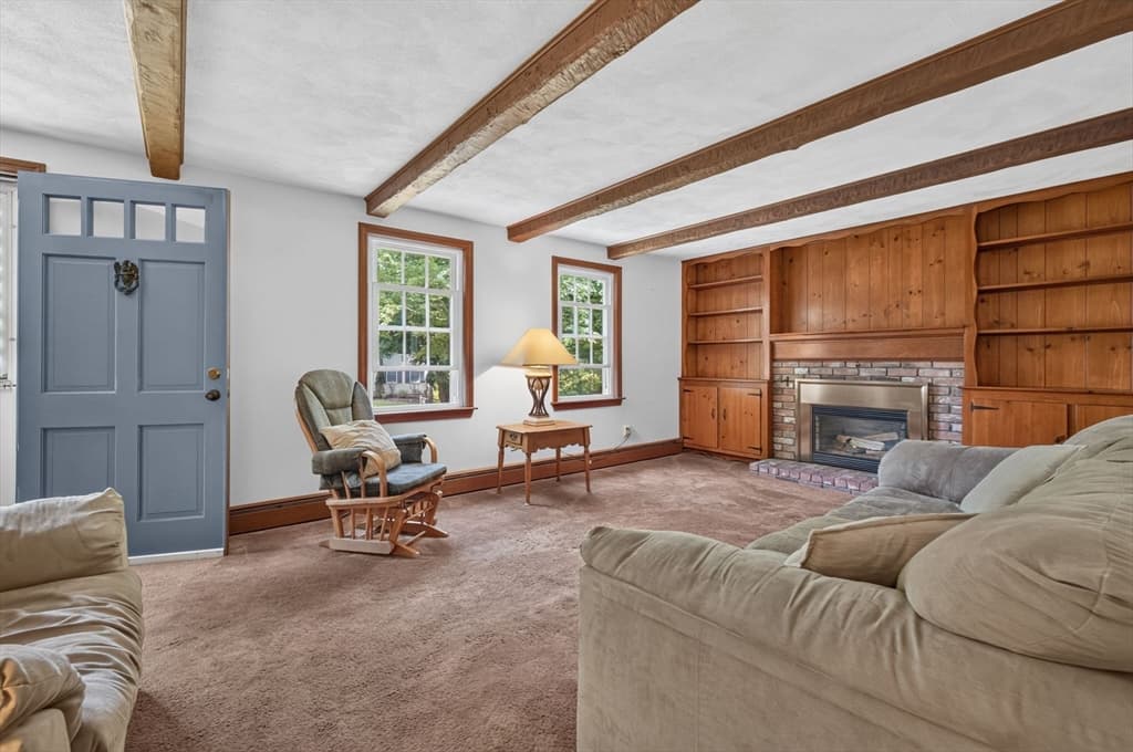 24 Railroad Ave, Taunton MA 02780 photo 3