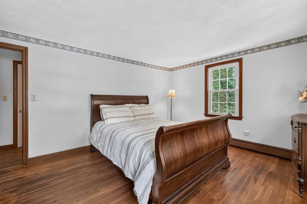 24 Railroad Ave, Taunton MA 02780 photo 8