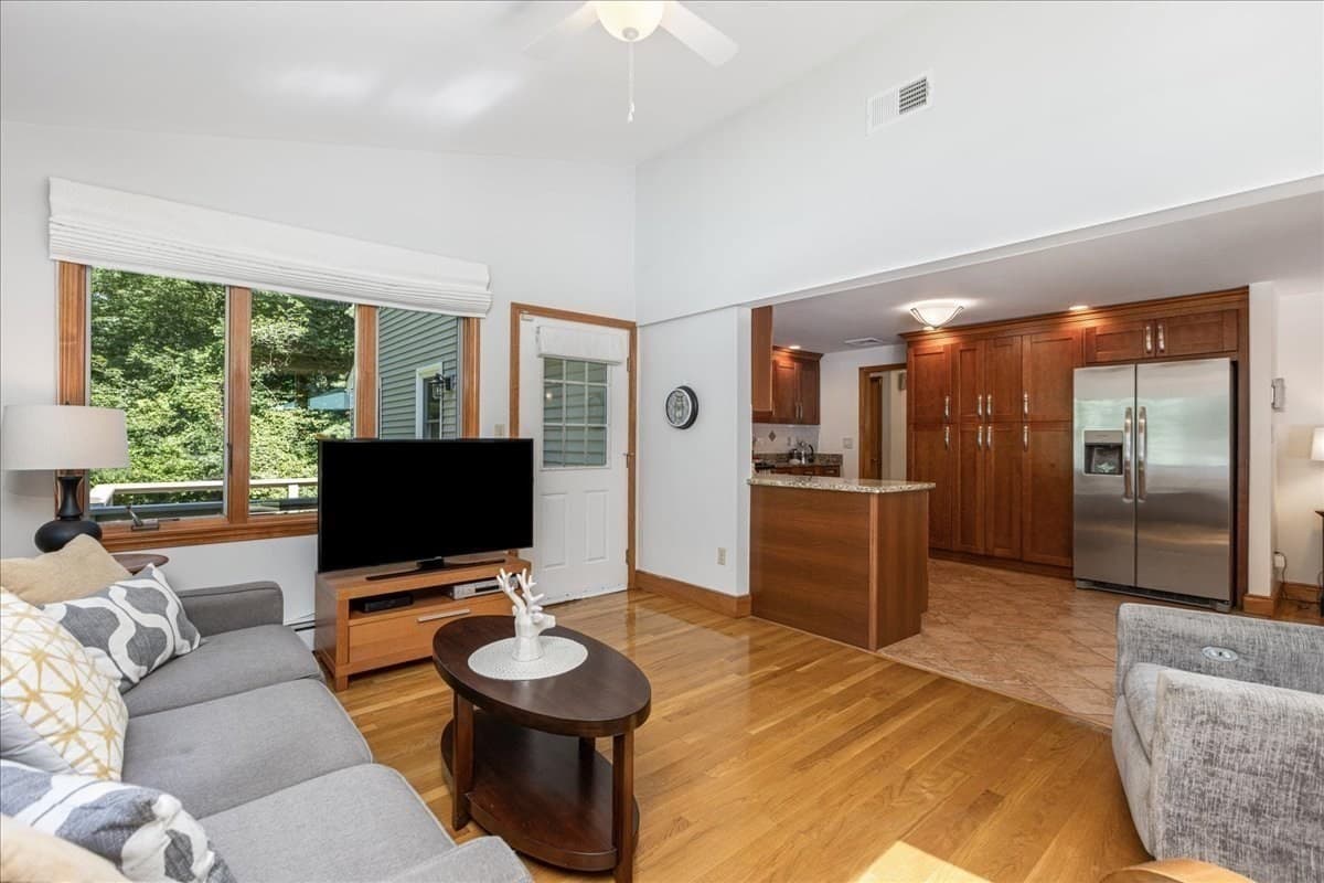 Single Family Residence at 15 Chatham Way, Lynnfield MA 01940, Lynnfield, photo 6 of 30