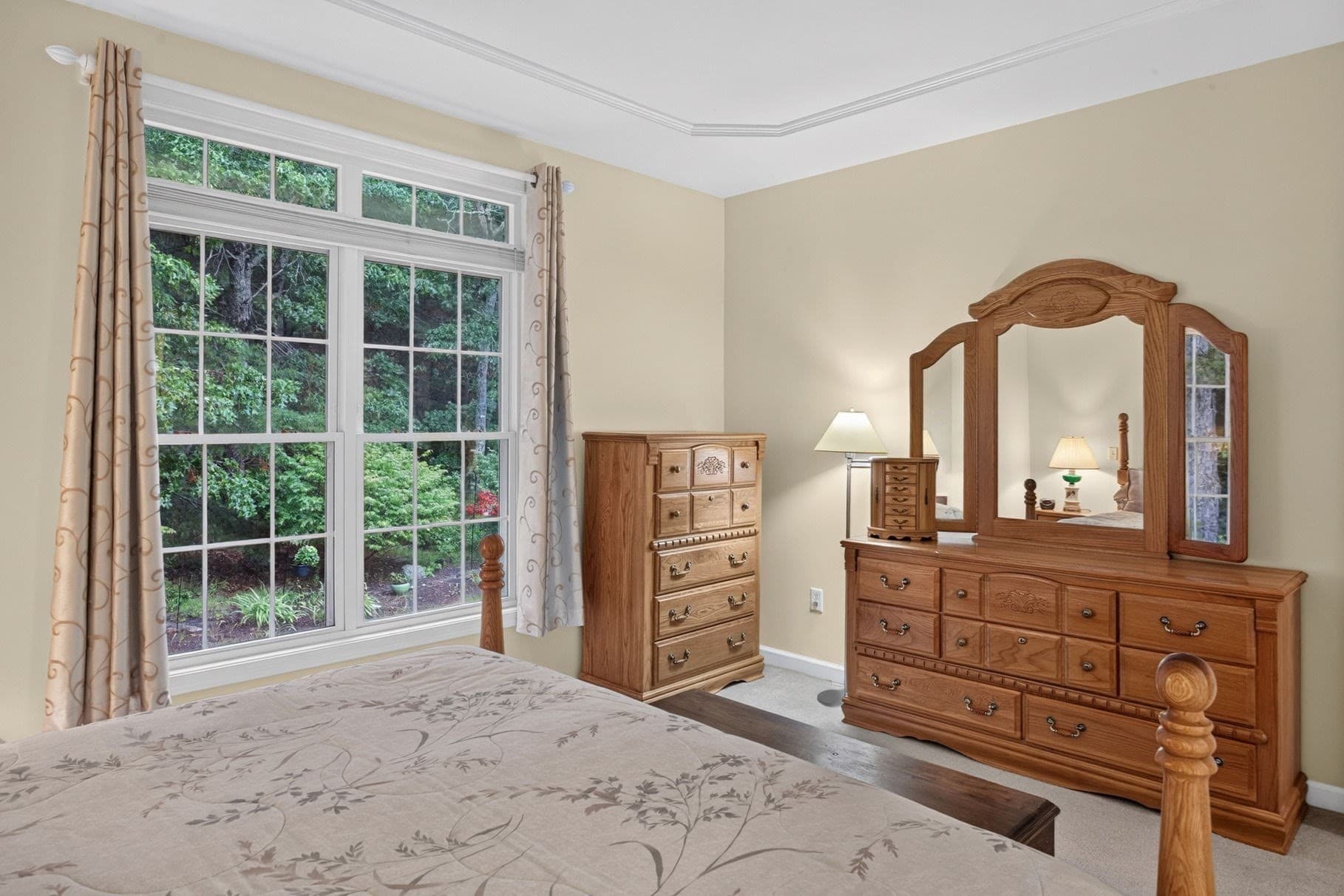Single Family Residence at 6 Autumn Glen, Plymouth MA 02360, photo 19 of 36