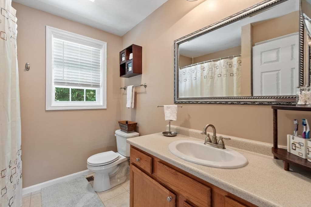 30 Morningside Dr, Haverhill MA 01832 photo 23