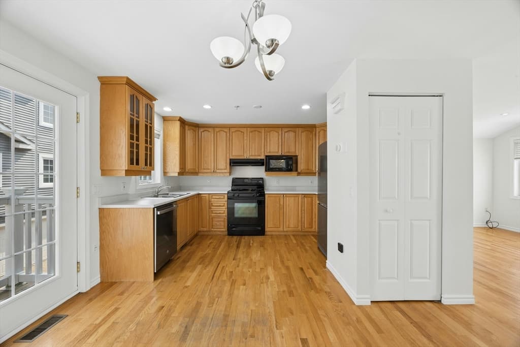 40 Myrtle Street # 3, Waltham MA 02453 photo 7