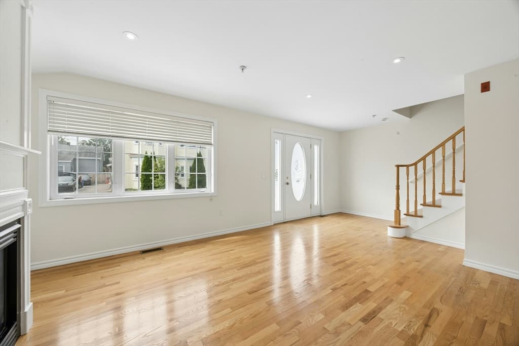 40 Myrtle Street # 3, Waltham MA 02453 photo 3