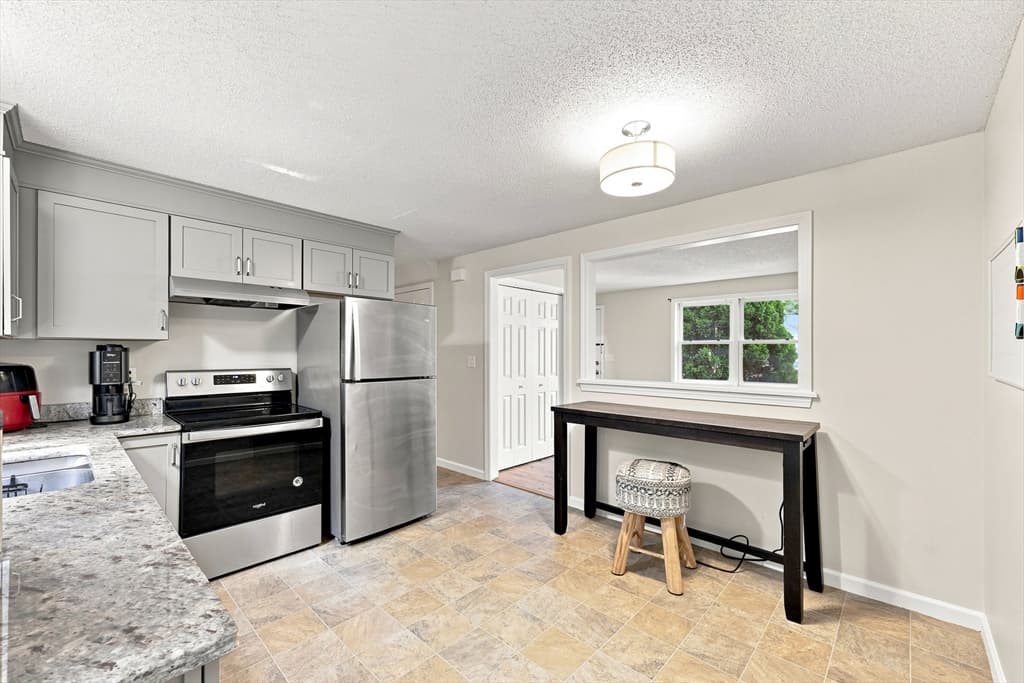 720 Russell Rd # C, Westfield MA 01085 photo 11