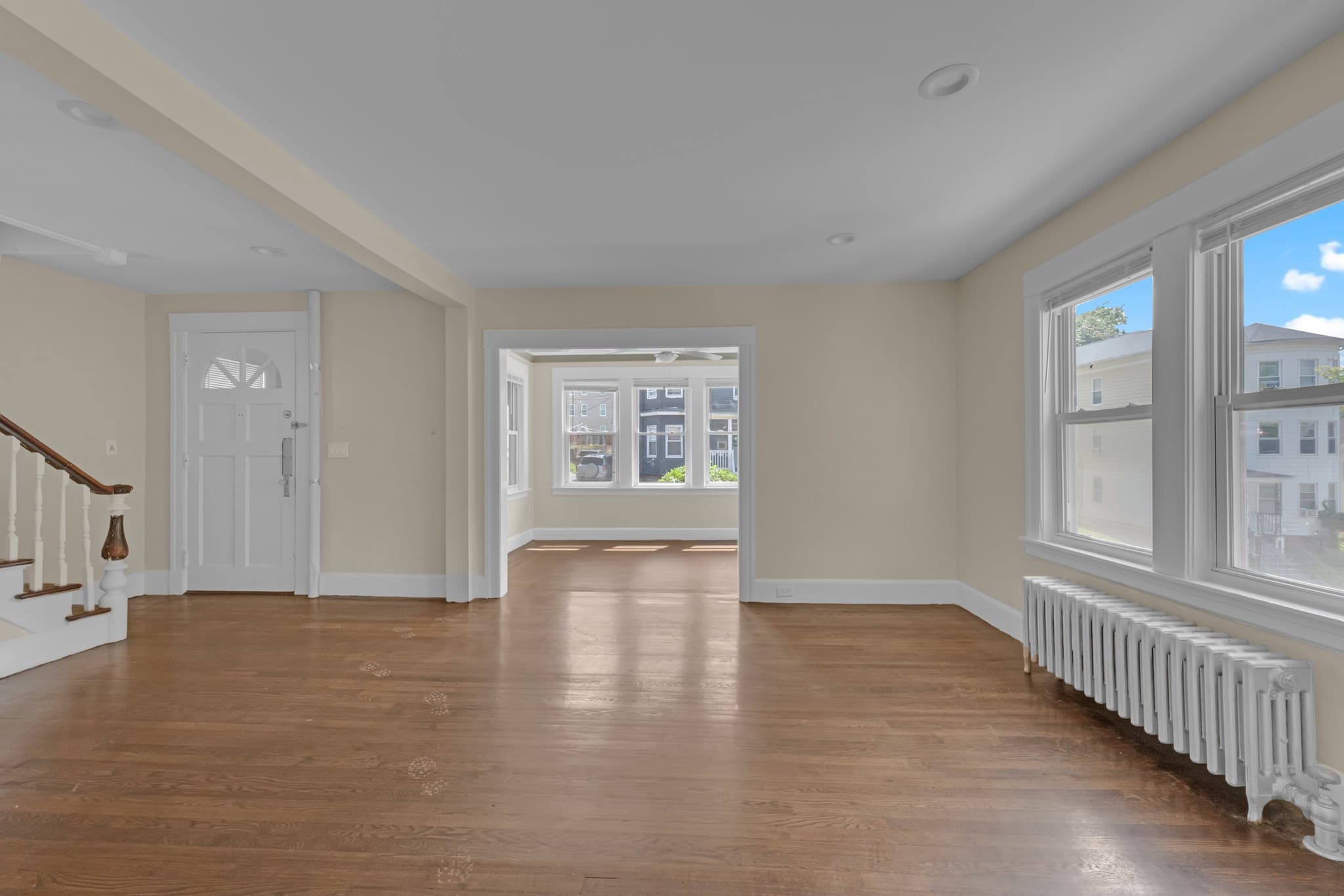 Single Family Residence at 139 Endicott St, Worcester MA 01610, photo 6 of 21
