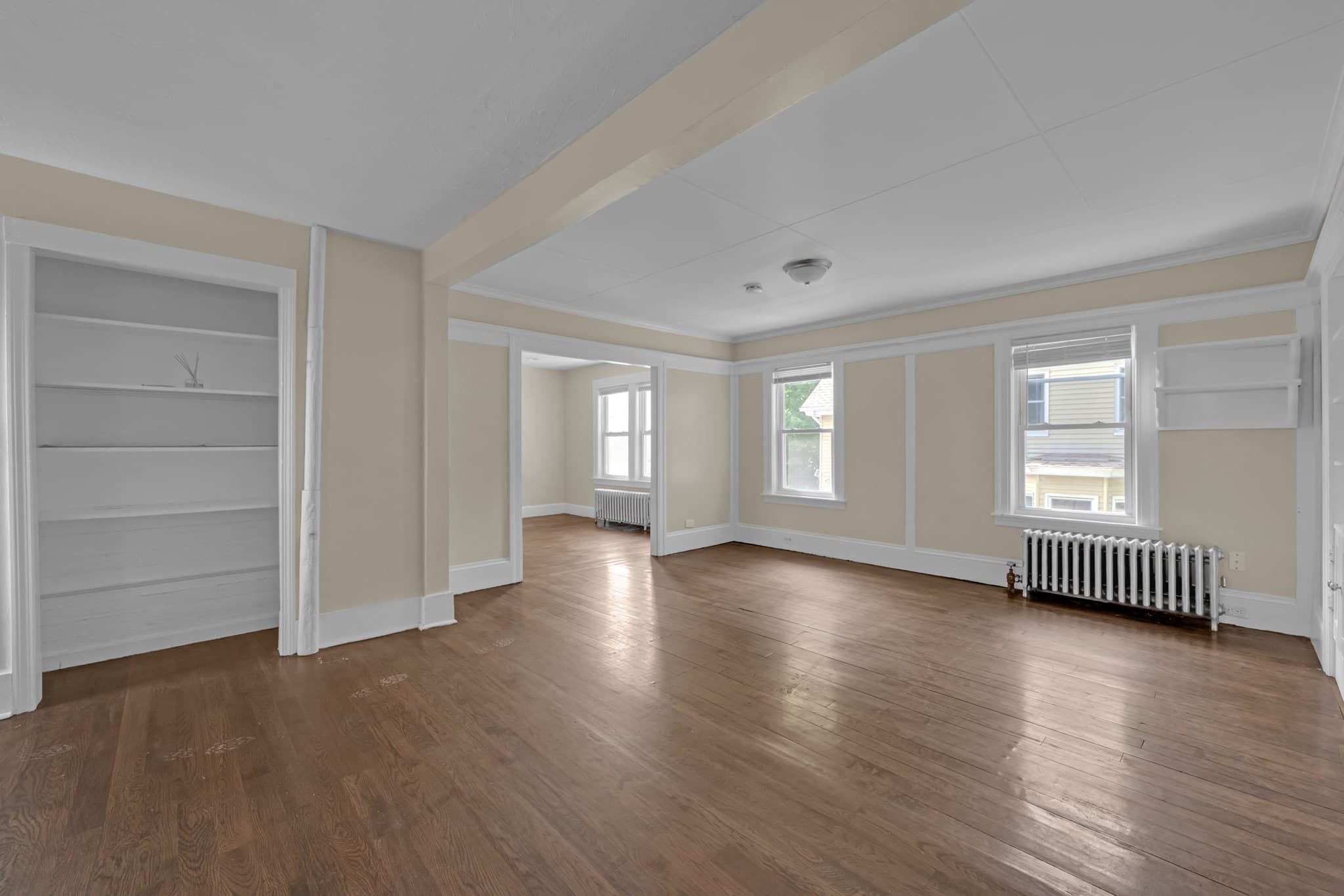 Single Family Residence at 139 Endicott St, Worcester MA 01610, photo 8 of 21