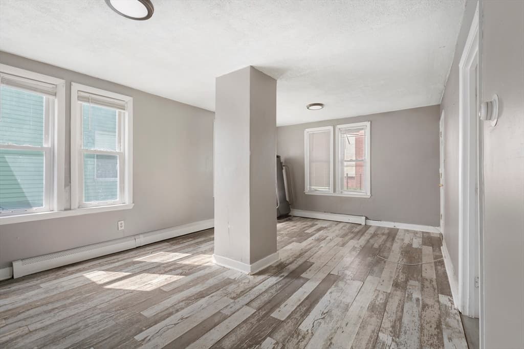 24 Belleville Rd, New Bedford MA 02745 photo 6