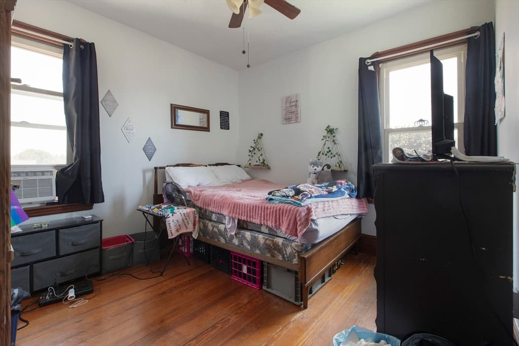 618 Summer St, New Bedford MA 02746 photo 17