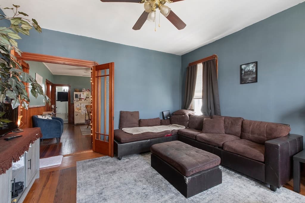 618 Summer St, New Bedford MA 02746 photo 7