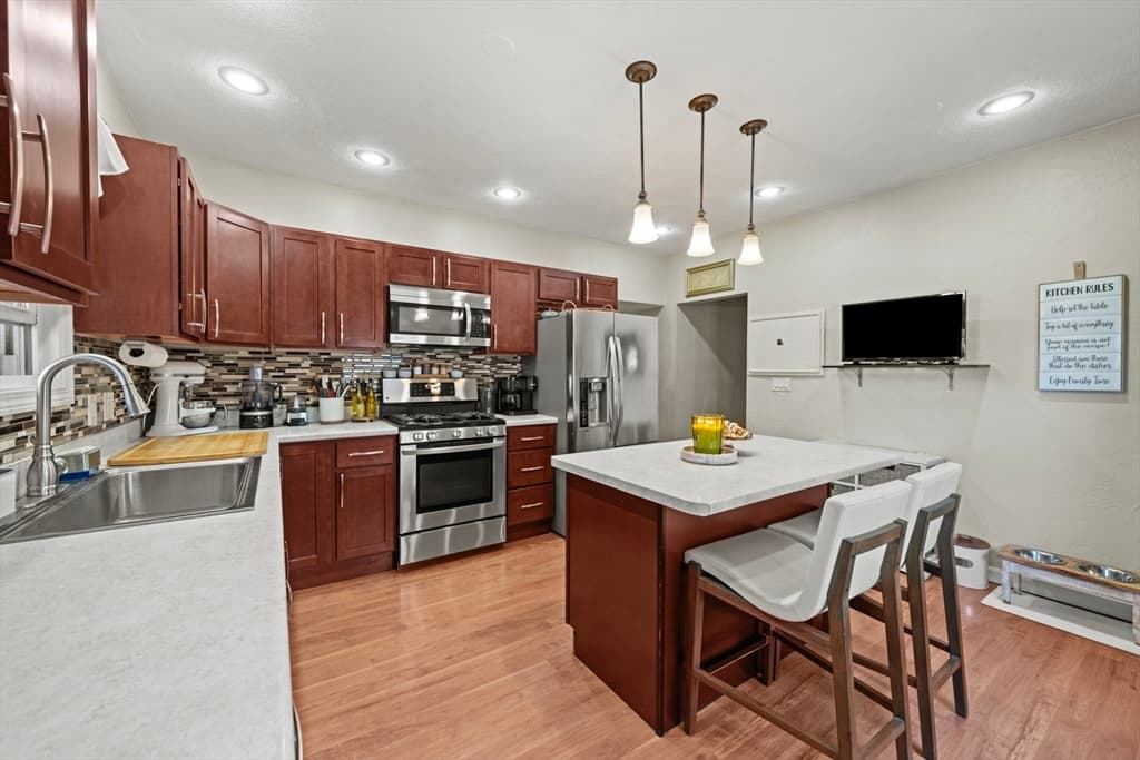 254-256 E Eagle St, Boston MA 02128 photo 2