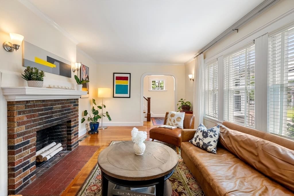 40 Ansonia Road, Boston MA 02132