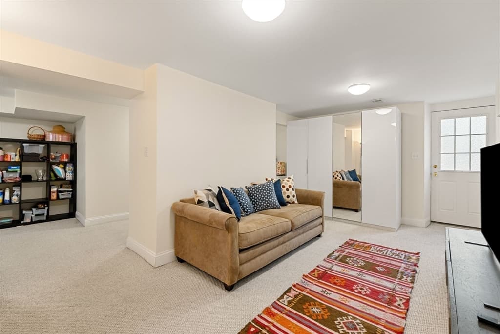 40 Ansonia Road, Boston MA 02132 photo 28