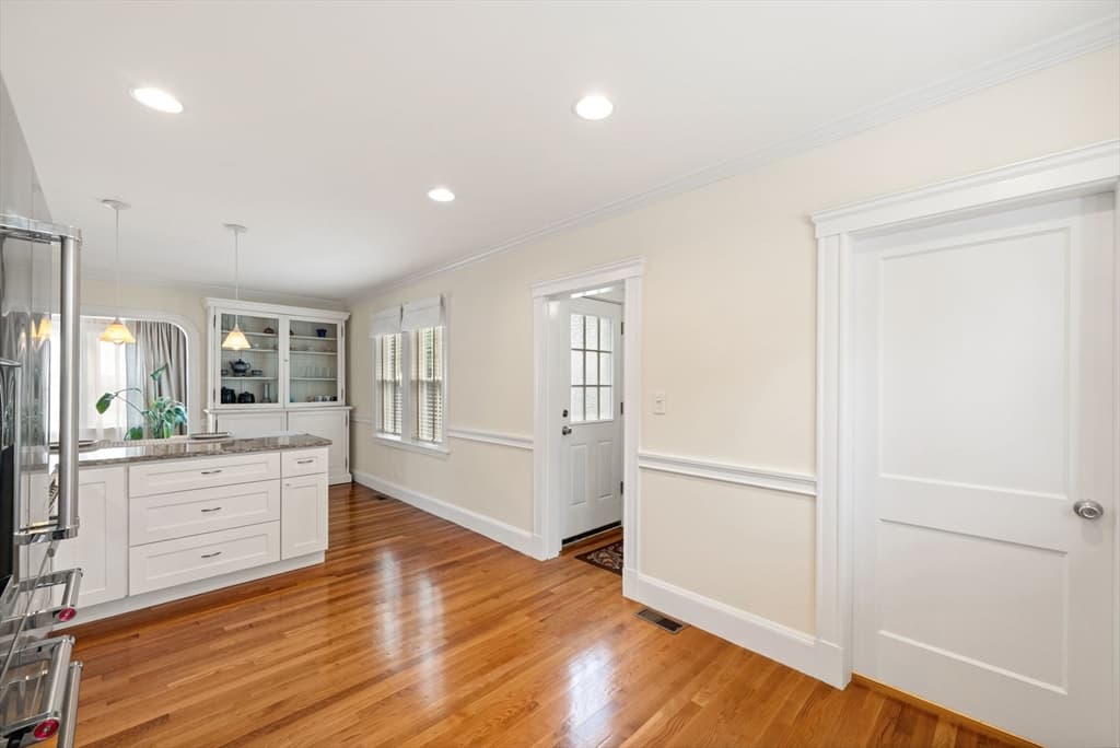 40 Ansonia Road, Boston MA 02132 photo 10