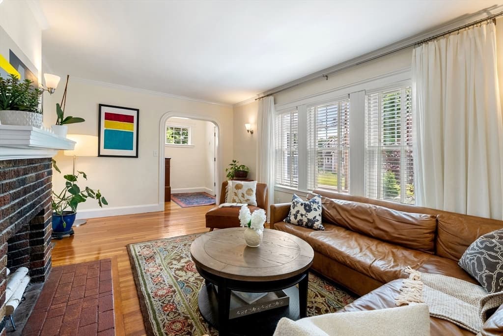 40 Ansonia Road, Boston MA 02132 photo 4