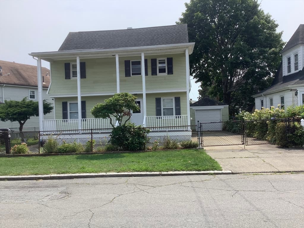 28 Gosnold St, New Bedford MA 02740 photo 16