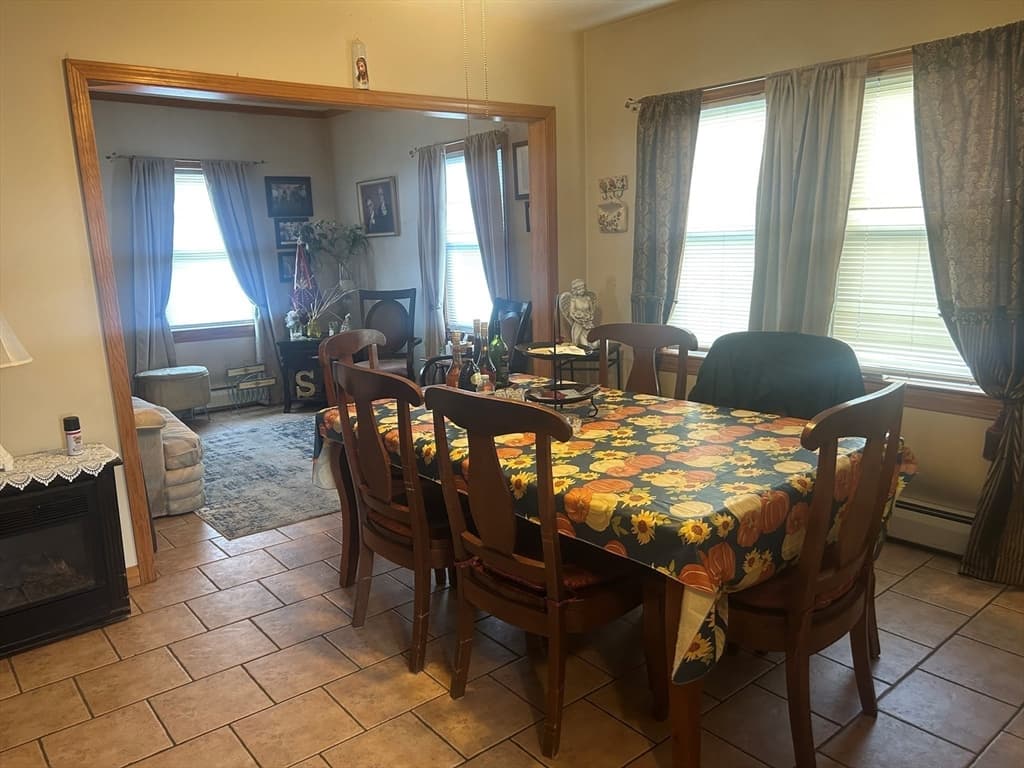 28 Gosnold St, New Bedford MA 02740 photo 5