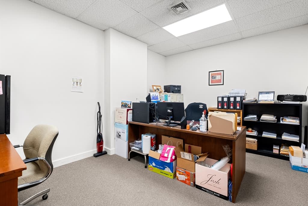 1074 Massachusetts Ave, Arlington MA 02476 photo 16