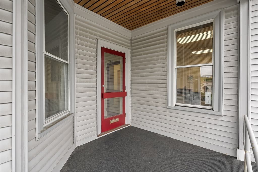 1074 Massachusetts Ave, Arlington MA 02476 photo 5