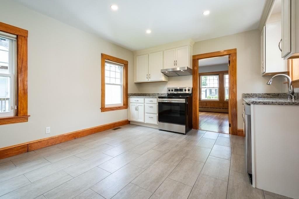 41 Dean Ave, Franklin MA 02038 photo 22