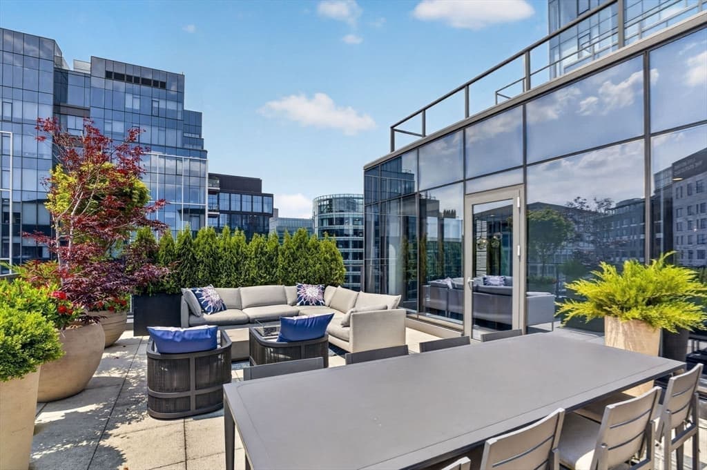 135 Seaport Blvd # 2007, Boston MA 02210 photo 24