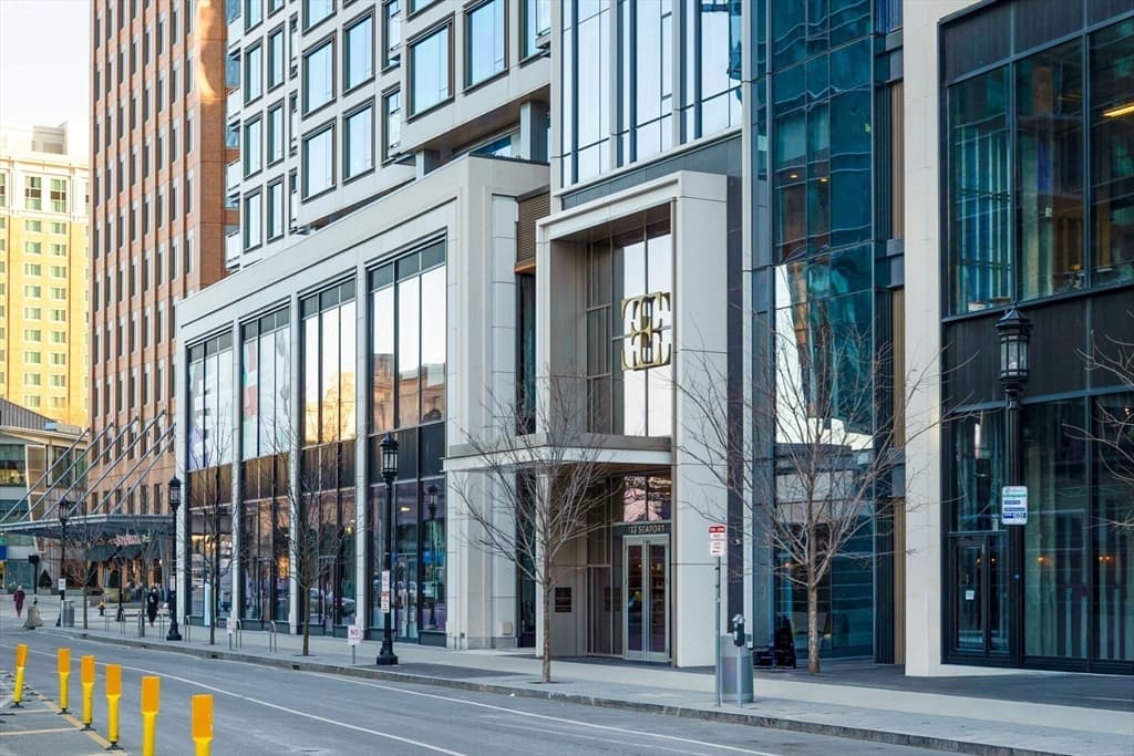 135 Seaport Blvd # 2007, Boston MA 02210 photo 39