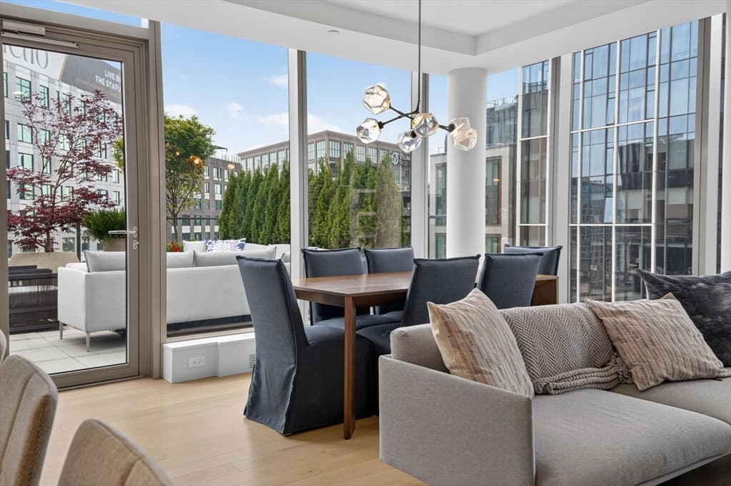 135 Seaport Blvd # 2007, Boston MA 02210 photo 8
