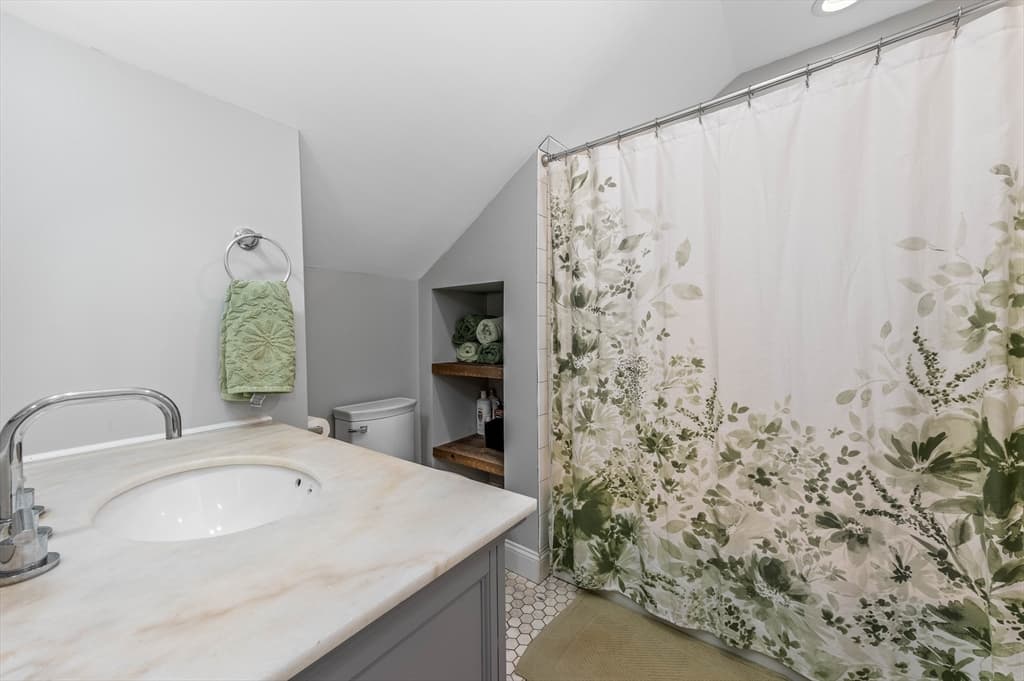 85 Lincoln Rd, Walpole MA 02081 photo 21